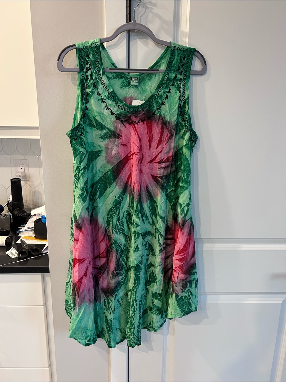 NWT Beach Angels Green Sleeveless Floral Print Dress Pink Tropical Resort Style
